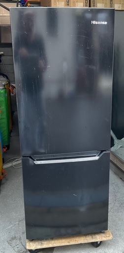 【RKGRE-330】特価！ハイセンス/Hisense/150L 2ドア冷凍冷蔵庫/HR-D15CB/中古品/2018年製/当社より近隣無料配達！