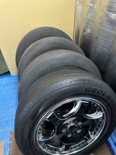 Karanze バズレイヤ18インチ7.5J (リキャリー) あいの里公園のタイヤ  