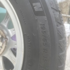 ミシュラン冬タイヤ195/65  R15
