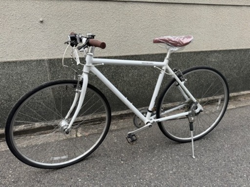 リサイクルショップどりーむ荒田店　No801 エコNo16604X クロスバイク　AIRON　２８インチ　ギア前後切り替え付き♪　マットブラックカラー リサイクルショップどりーむ荒田店 No801 エコNo16604X クロスバイク