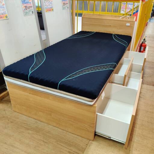 【愛品倶楽部柏店】シングルベッド 収納付き 「F:ニトリ ジオチェスト 」「M:ニトリ 硬質マットパーム3  \u0026 西川 エアー (ハード)」
