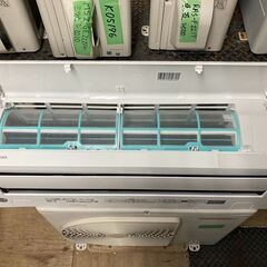 K05209　中古エアコン 東芝 2020年製 主に6畳用 冷房能力 2.2KW / 暖房能力 2.2KW