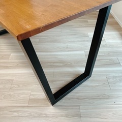 美品！超特価】 ダイニングテーブル 木目調 黒足