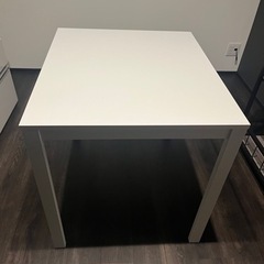 IKEA 伸縮ダイニングテーブル