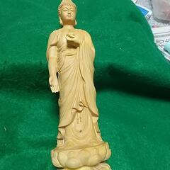 木彫釈迦牟尼仏立像   美しい木目