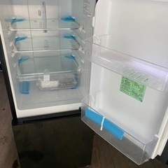 福岡市内配送設置無料　ガラス　2020年式 154L Hisense 冷蔵庫