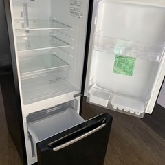 福岡市内配送設置無料　2020年式　ハイセンス 冷蔵庫 幅48cm 150L パールブラック HR-D15CB 2ドア 右開き 自動霜取り コンパクト