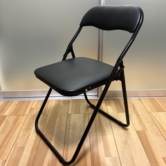 ０円　ニトリ黒い椅子