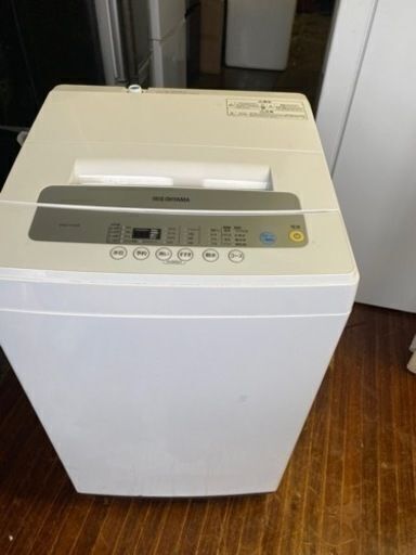 福岡市内配送設置無料　アイリスオーヤマ 洗濯機 5kg 全自動 風乾燥 お急ぎコース ステンレス槽 ホワイトシルバー IAW-T502E
