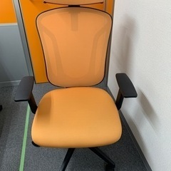 ◆受付終了◆オレンジ事務用椅子　