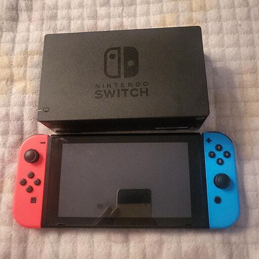 【本日12時まで】Nintendo Switch 付属品完備(箱無し)完動品