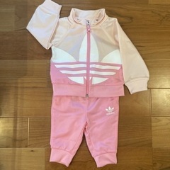 【子供服】adidasジャージ上下