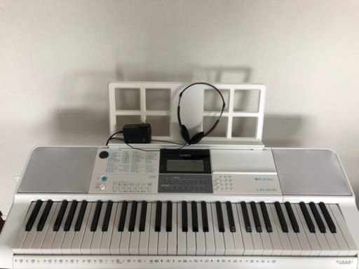電子ピアノ　カシオ　LK-516
