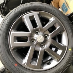 新しいタイヤ165/60/15  