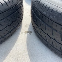 大特価NV350 キャラバン用　タイヤ付きセット