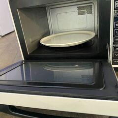 北九州市内配送無料店　2019年　日立 電子レンジ オーブンレンジ 18L ターンテーブル 一人暮らし ダイレクトキー操作 MRO-TT5 W ホワイト（