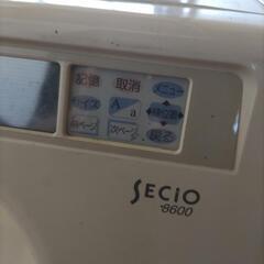 ジャノメ JANOME  SECio 8600 ミシン