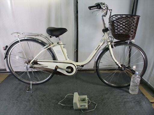 Ｄ451　★整備済み　中古電動自転車★Panasonic　VIVIDX【26インチ　白　8Ah】