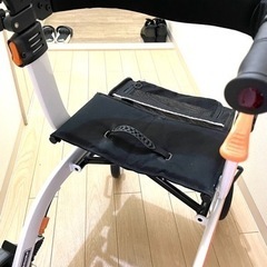 県外発送不可　カワムラサイクルKW41  歩行車　中古美品