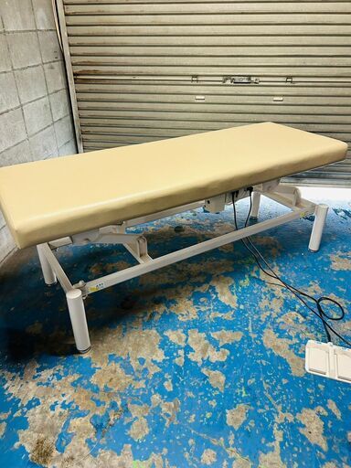 【6/8販売済KI】Takada Bed 電動昇降ベッド AGC61-1DC100C エステ タカダベッド マッサージベッド 北TK1