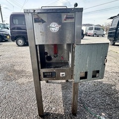 値下げ　フライヤー　大容量　200V