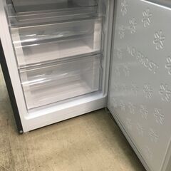 新生活応援！ハイアール  冷蔵庫JR-NF148B　2022年製 2ドア 2ドア冷蔵庫 148L 自動霜取り ブラック 冷凍庫 大容量 BIG 大きい 静か シンプル 一人暮らし 二人暮らし 1K 家電 省エネ 新鮮 1人暮らし 2人暮らし おしゃれ 新生活 引越　クリーニング済 堺市 石津【ジャングルジャングルサカイ石津店】