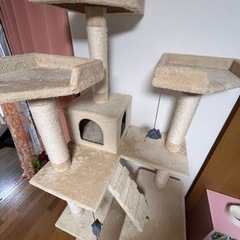 家具キャットタワー