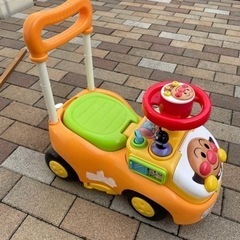 【お譲り先決定済み】アンパンマンカー