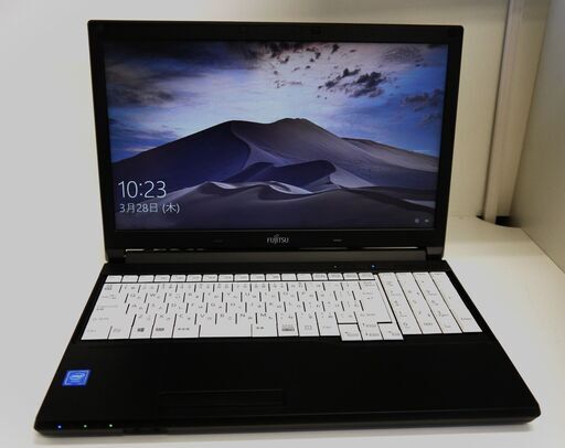 富士通 Windows10 15.6型ノートPC 動作OK【メンテナンス済み】（8Z06197）