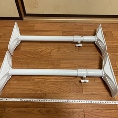 耐震　突っ張り棒　
50〜77cm　　