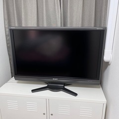 シャープ製 40インチ 液晶カラーテレビ