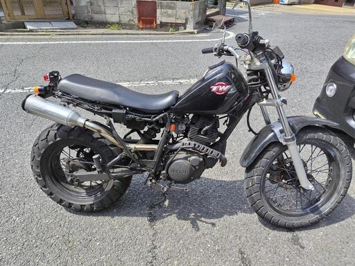 YAMAHA　TW