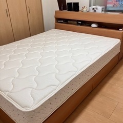 【取引中】家具 ベッド ダブルベッド　マットレス　FranceBed 