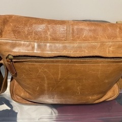 ACRUアクリュ　レザーカメラバック