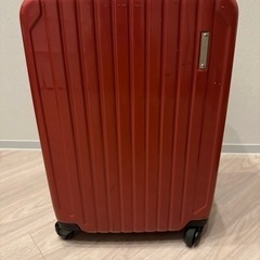 締め切りました🙇‍♀️2泊3日用サイズのスーツケース