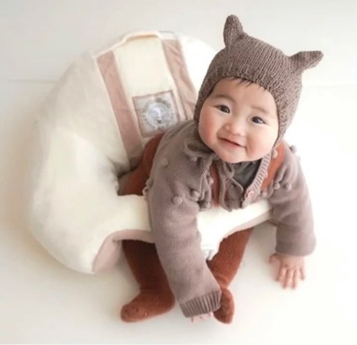 お座り練習ベビーチェア HUGABOO