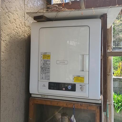 2021年製 HITACHI/日立 衣類乾燥機「DE-N40WX」 乾燥容量4kg ふんわり  