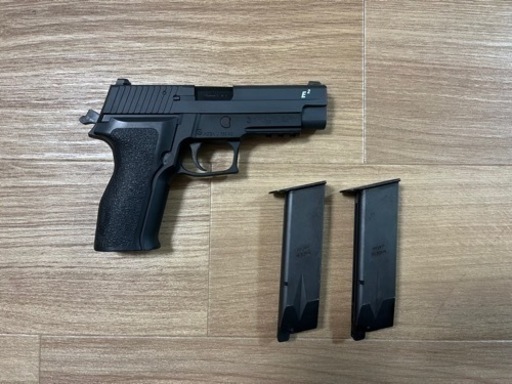 東京マルイ No48 シグ・ザウエル P226E2 18歳以上ガスブローバック ブラックモデル