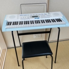 電子ピアノ　カシオ　LK-108