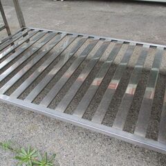 【引き取り限定】ステンレス　作業台　幅1500mm