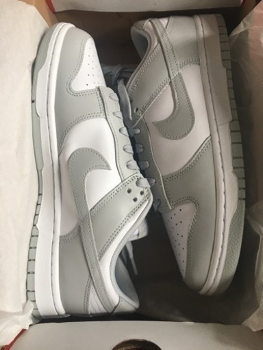 NIKE DUNK LOW 未使用品　4月7日まで