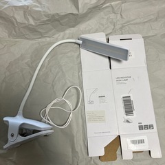 新品同様　LED デスクランプ