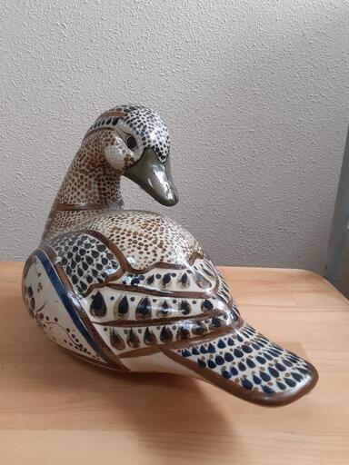 陶器の鳥