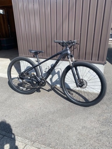 最終値下げ　8万→6.5万　マウンテンバイク　自転車　TREK トレック