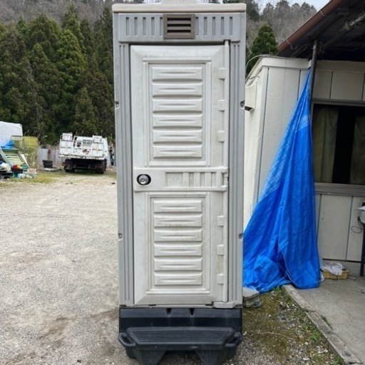 【早い者勝ち】仮設トイレ　水洗汲み取り式？