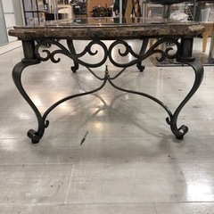 「直接取りに来ていただける方限定」テーブル 取りに来れる方限定！ガラス製のセンターテーブルです！