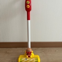 おもちゃ　アンパンマン掃除機