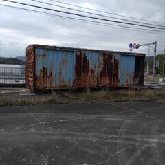 鉄道貨車　コンテナ　倉庫に