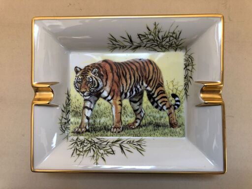 エルメス  灰皿　 王者の虎　 陶器