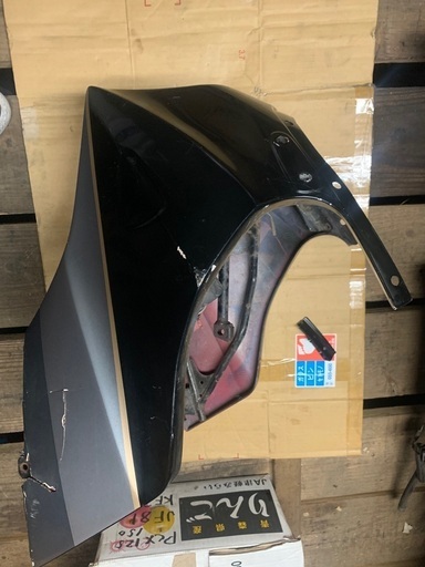 GPZ900Rアッパーカウル